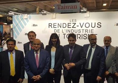 لقاءات مكثفة لوزير السياحة خلال زيارته لباريس